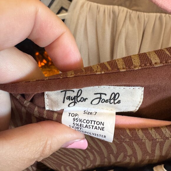 Taylor Joelle Chewbacca Star Wars Dress | Size 7 | - Picture 4 of 4